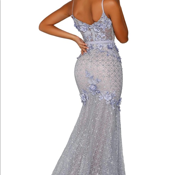 Portia and Scarlett Dress - Picture 7 of 8